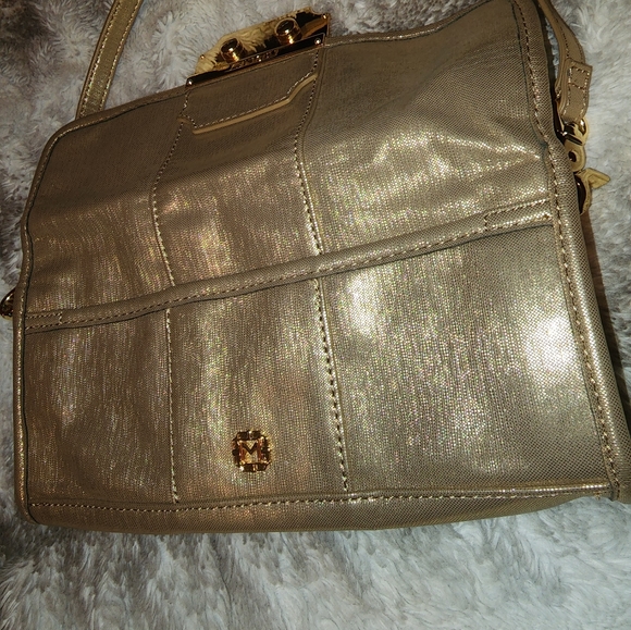 Cross Body - Picture 3 of 3